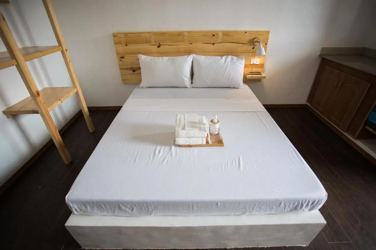 Hidden Lagoon Resort Panglao